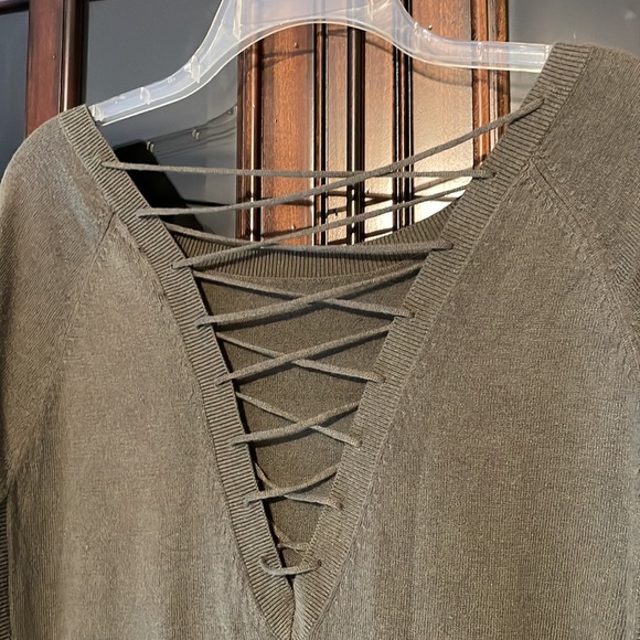 Express Womens XS Sweater Cras Cross Back Detail - Picture 5 of 7